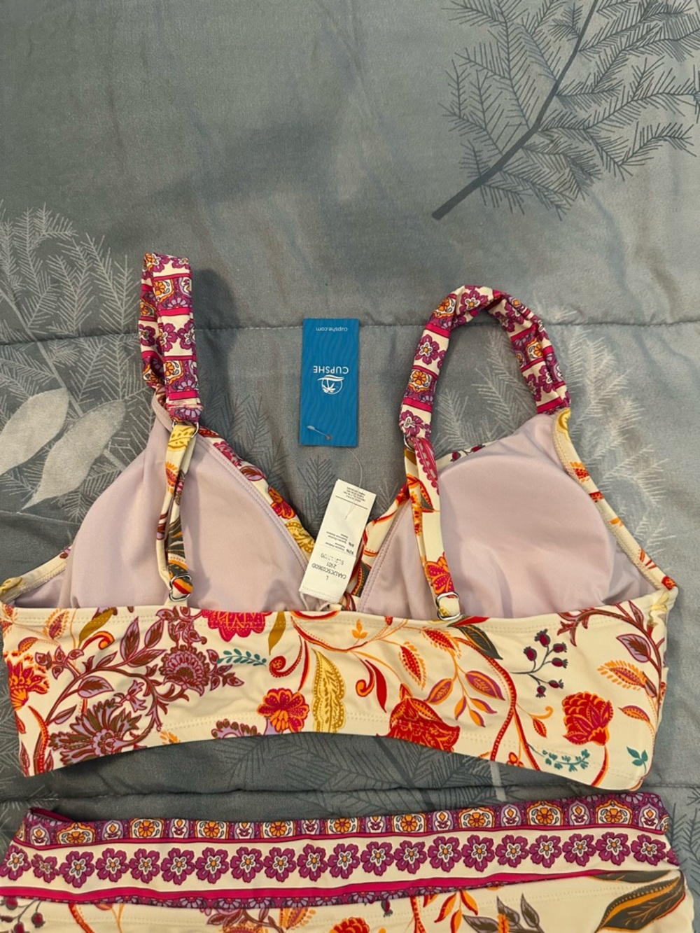 NWTS Cupshe Cream Floral Bikini Set with Pink and Red Accents Sz L - Picture 6 of 9
